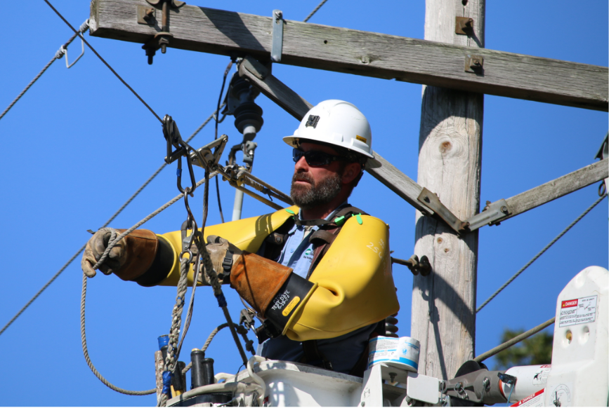 Lineman in the bucket